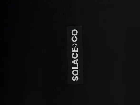 SOLACE+CO Addison Loveseat Black Velvet